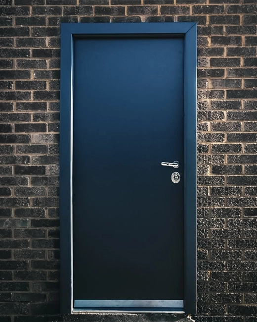 Bullet-resistant-door-with-steel-skins.webp Security door with UL 752 bullet-resistant protection